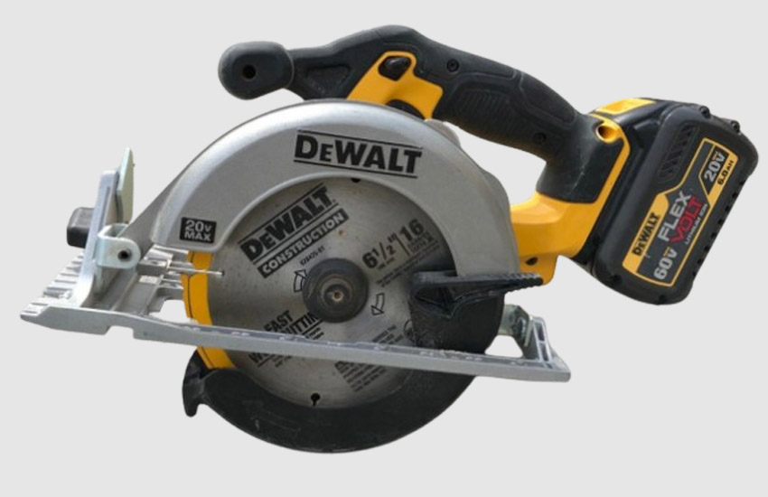 DEWALT 20V MAX Circular Saw