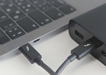 MacBook Pro Docking Station