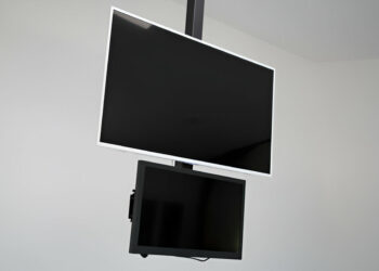 TV Stand Or Wall Mount