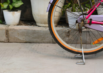 CyclingDeal’s 3-6 Bike’s Indoor Bicycle Stand: A Comprehensive Review of 2025