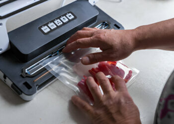 Avid Armor – Chamber Vacuum Sealer Machine USV20 Ultra Review of 2025