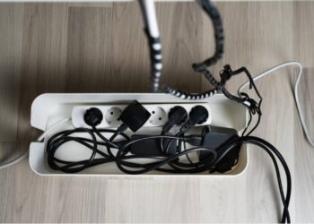 Top Cable Management