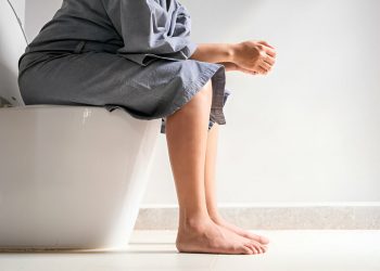 Brondell-Swash-Bidet-Toilet-Seat-Non-Electric